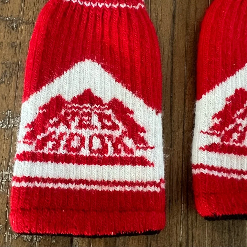 Red Hook Brewery Koozie Sweater for Beer Bottles Sleeves Lot of 2 Seattle